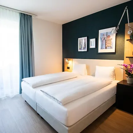 Lodge, Pool & Garden Retreat 3* Ascona