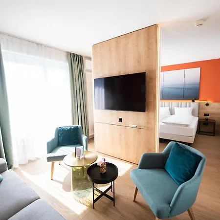 Szálloda Lodge, Pool & Garden Retreat Ascona